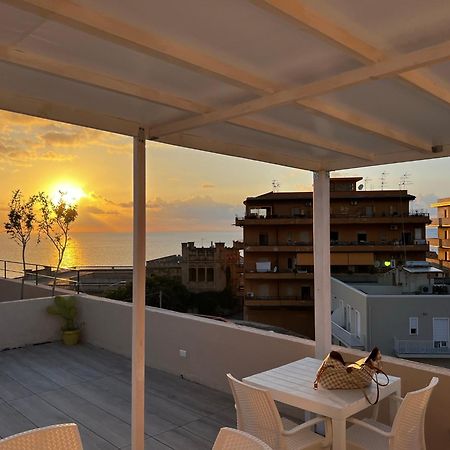 La Piazza Beb Bed & Breakfast โตรเปอา ภายนอก รูปภาพ