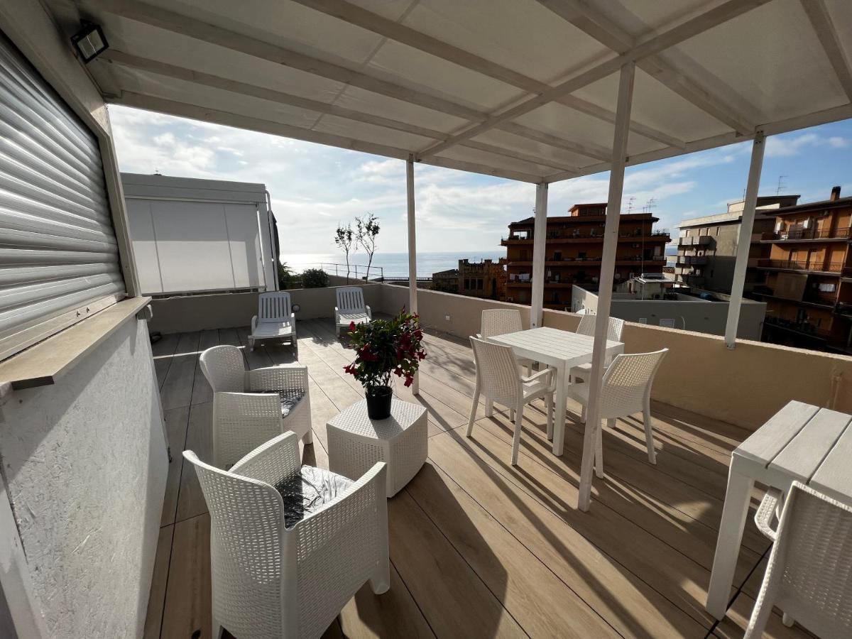 La Piazza Beb Bed & Breakfast โตรเปอา ภายนอก รูปภาพ