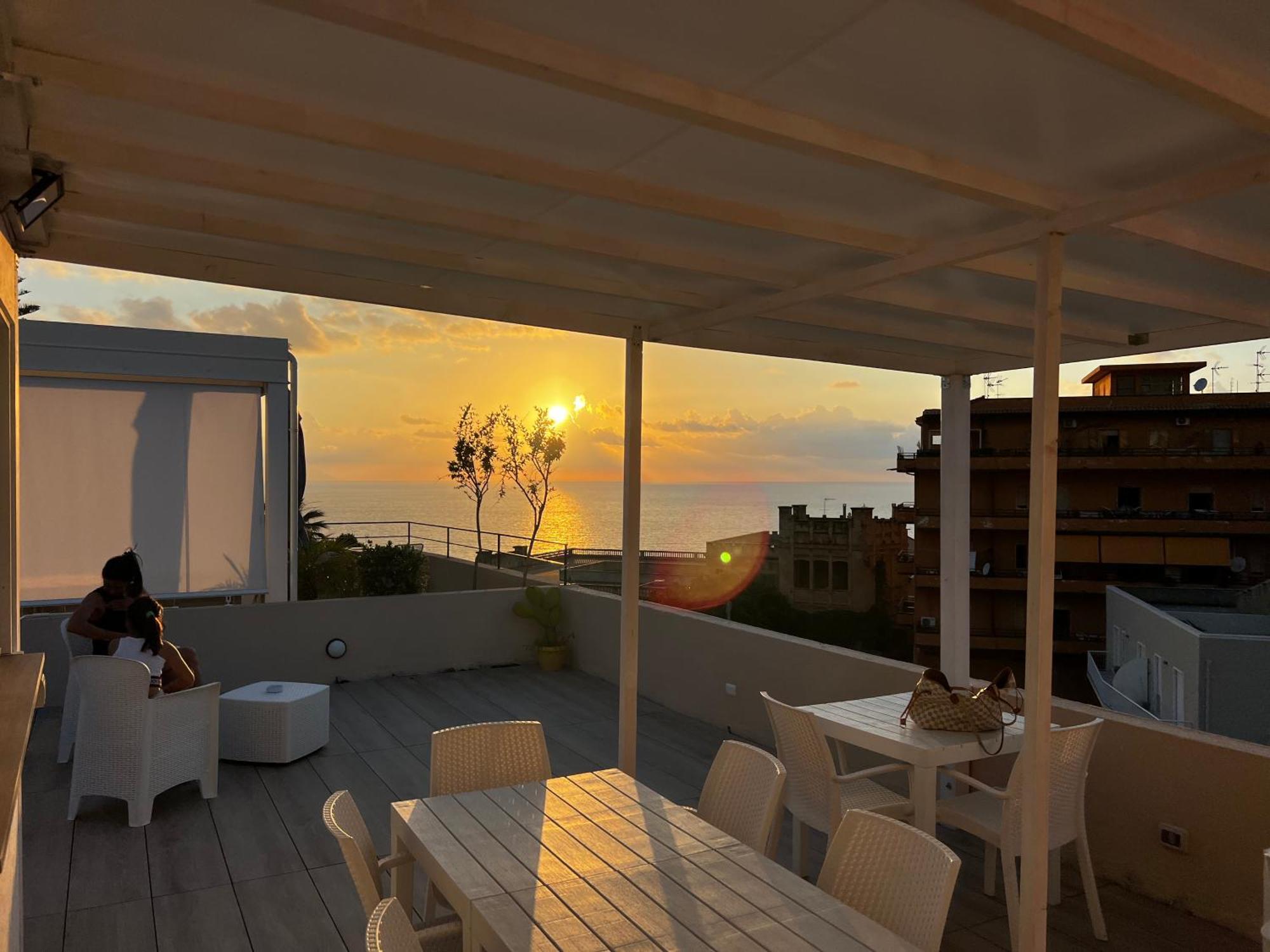 La Piazza Beb Bed & Breakfast โตรเปอา ภายนอก รูปภาพ