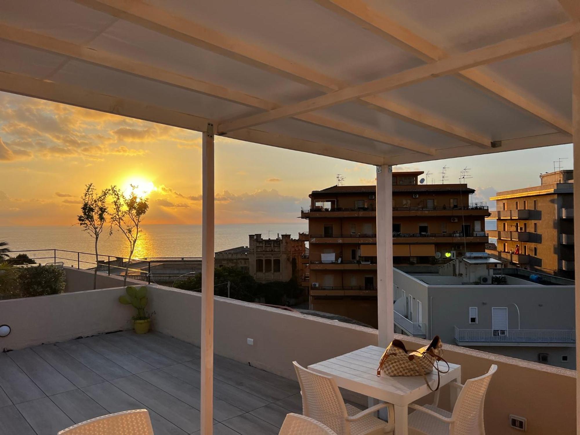 La Piazza Beb Bed & Breakfast โตรเปอา ภายนอก รูปภาพ